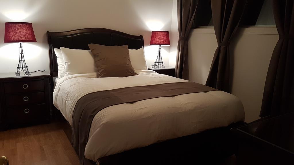Three-Bedroom Apartment Sweet #6 By Amazing Property Rentals Гатино Екстериор снимка